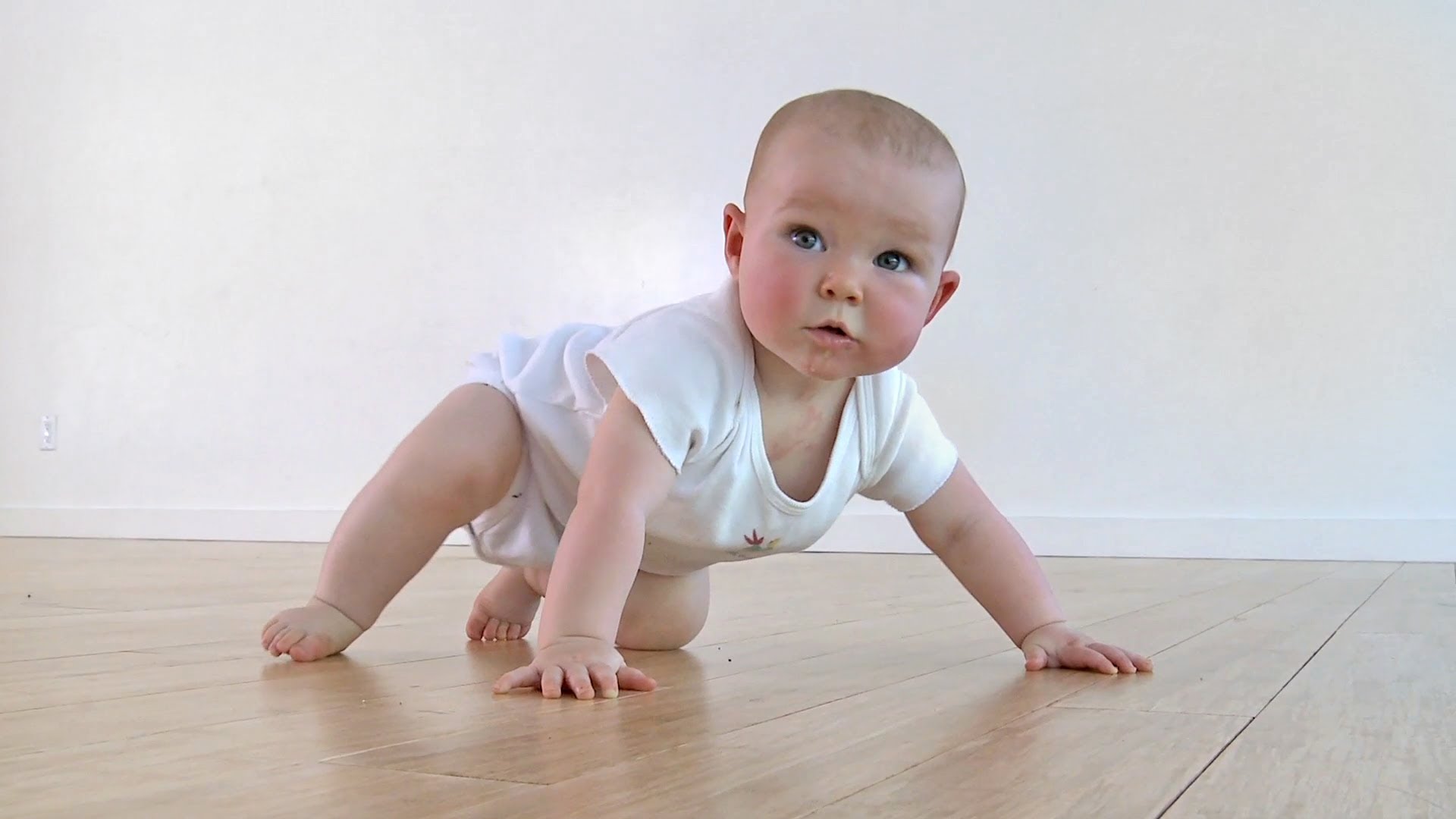 baby walking abnormally after sustaining a concussion